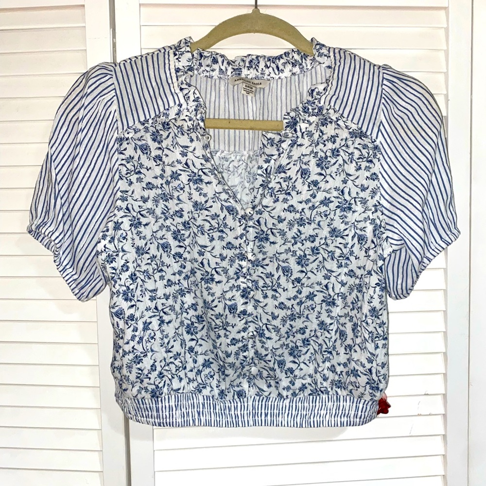 American Eagle Navy and White Flowered Top